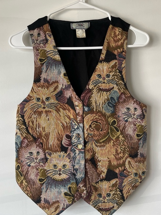 Imaginations Classic Collection Jackets & Blazers - (SOLD) Vintage-Inspired Cat Tapestry Vest - Multicolor